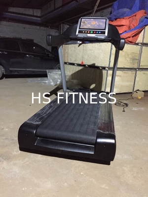 Tapis roulant commercial Technogym de gymnase de musculation écran de couleur de TFT de 16,1 pouces