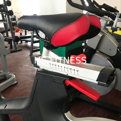 Équipement magnétique professionnel de forme physique de qualité marchande de vélo de rotation de gymnase