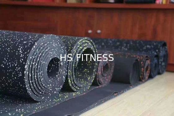 Plancher en caoutchouc de réduction du bruit amortissante d'accessoires de forme physique de gymnase d'OEM
