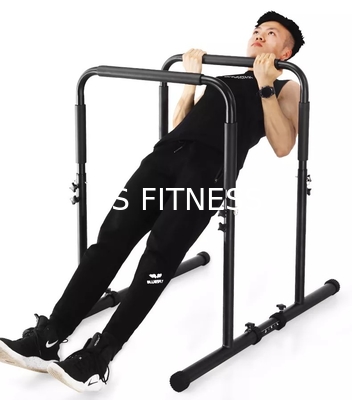 La séance d'entraînement extérieure d'intérieur d'accessoires de forme physique tirent vers le haut réglable