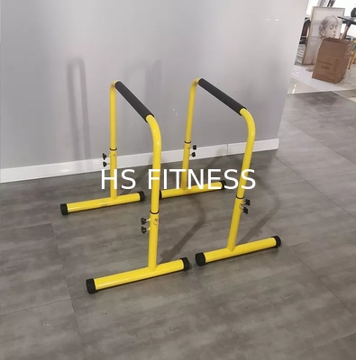 La séance d'entraînement extérieure d'intérieur d'accessoires de forme physique tirent vers le haut réglable